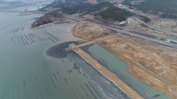 860a68745c134bae74bbb5e6a6631ab5_1487899